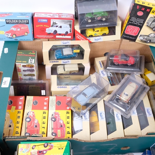 721 - Boxed toy cars, including Vanguards and Dinky Super Toys