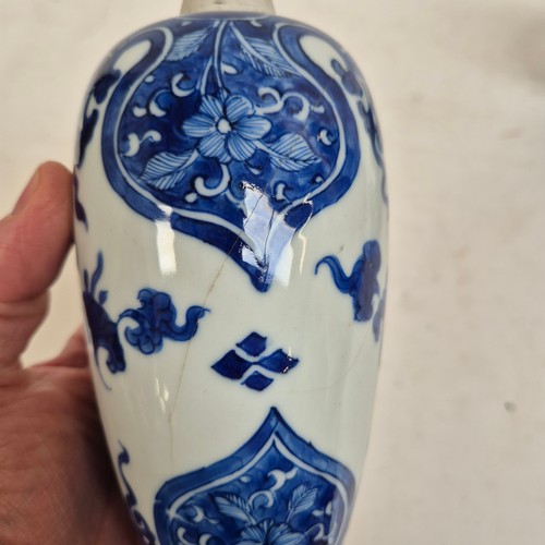 169 - A selection of modern blue and white Chinese ceramic items, including a hexagonal reticulated vase, ... 