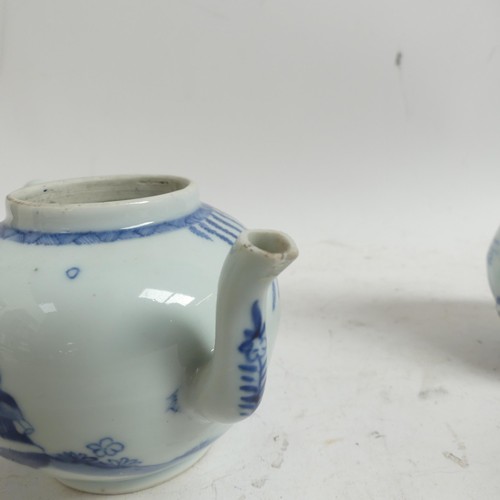 169 - A selection of modern blue and white Chinese ceramic items, including a hexagonal reticulated vase, ... 