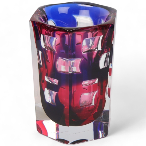 292 - OLLE ALBERIUS for Orrefors, an ariel glass vase, red and blue glass with geometric air pockets, 1988... 