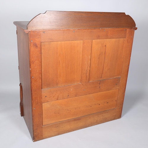 85 - RICHARD RIEMERSCHMID (1868 -1957), an oak Arts and Crafts or Jugendstil sideboard, ca 1905. Made by ... 