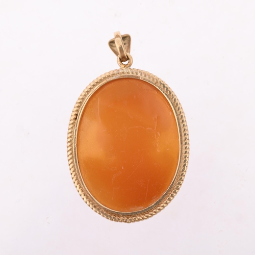 1358 - A late 20th century 9ct gold shell cameo pendant, maker RBS, Birmingham 1972, relief carved depictin... 