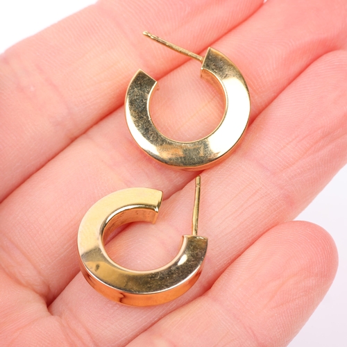 1389 - A pair of 9ct gold hoop earrings, with stud fittings, 18.2mm, 3.1g