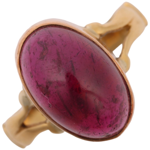 1395 - An Antique carbuncle garnet ring, apparently unmarked, setting height 12.8mm, size L, 2.7g