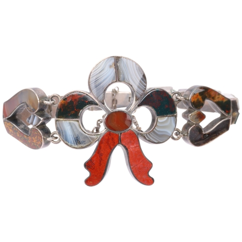 1425 - An Antique Scottish hardstone ribbon bow bracelet, circa 1880, apparently unmarked silver closed-bac... 