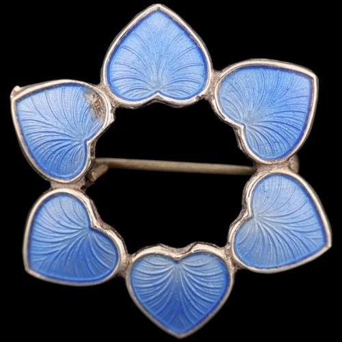 1478 - VOLMER BAHNER - a Danish modernist sterling silver blue enamel heart wreath brooch, 30.9mm, 4.1g