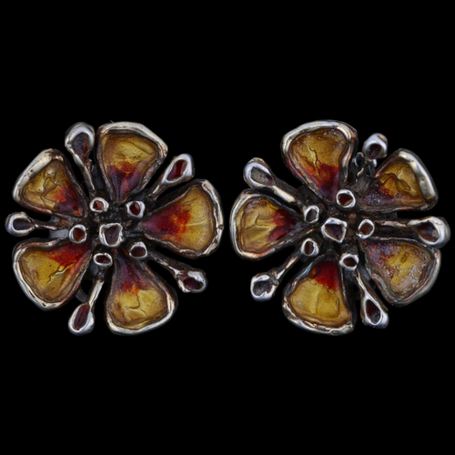 1493 - DAVID ANDERSEN - a pair of Norwegian sterling silver-gilt enamel flowerhead clip-on earrings, 20.7mm... 