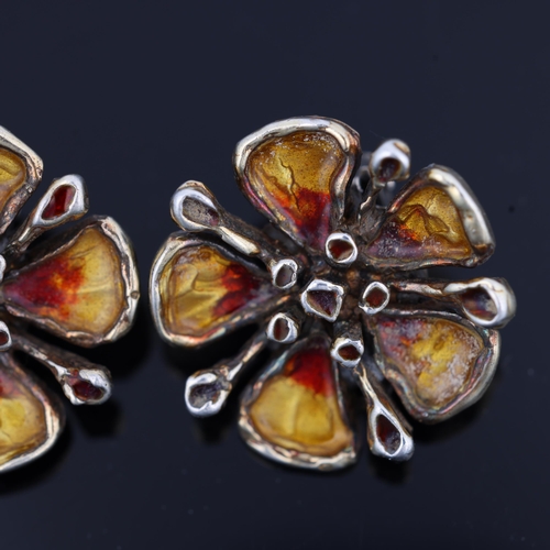 1493 - DAVID ANDERSEN - a pair of Norwegian sterling silver-gilt enamel flowerhead clip-on earrings, 20.7mm... 