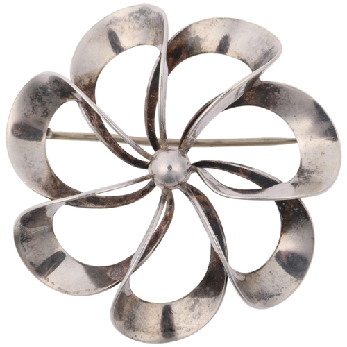 1511 - NIELS ERIK FROM - a Danish modernist sterling silver flowerhead openwork brooch, 39.1mm, 6.5g