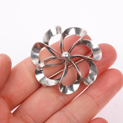 1511 - NIELS ERIK FROM - a Danish modernist sterling silver flowerhead openwork brooch, 39.1mm, 6.5g