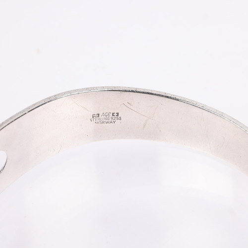 1514 - ANNA GRETA EKER - a large Norwegian modernist sterling silver torque bangle, with ball terminals, la... 