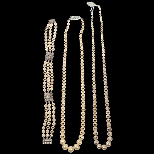 1551 - Various pearl jewellery, including Vintage triple-row pearl and paste bracelet, etc (3)