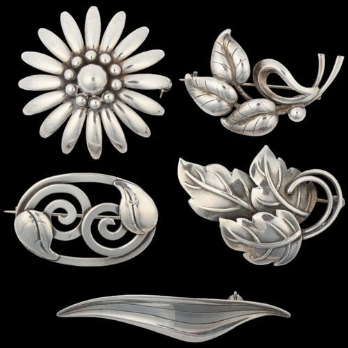 1558 - 5 Danish silver floral brooches, makers include Hermann Siersbol, largest 66.6mm, 35.6g total (5)