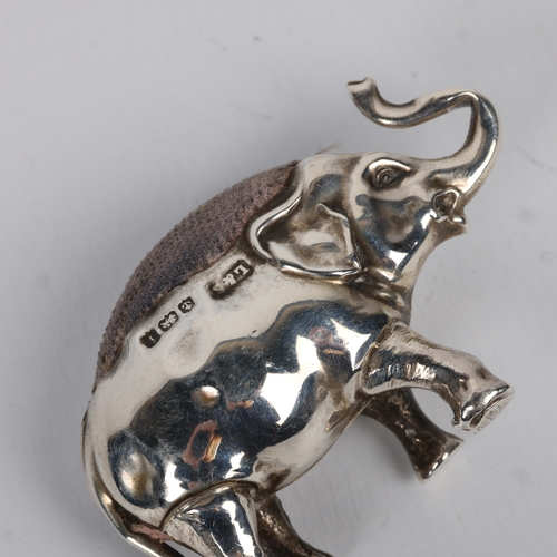 1605 - An Edwardian novelty silver figural elephant pin cushion, Levi & Salaman, Birmingham 1908, 4.5cm