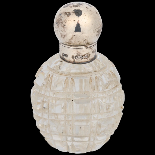 1609 - A Victorian silver-mounted glass 'Grenade' pocket scent bottle, Horton & Allday, Chester 1884, 8cm