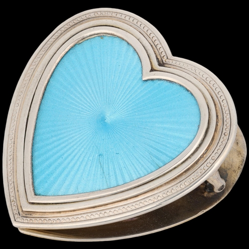 1621 - An Edwardian novelty silver and blue enamel heart desk paperclip, Desire Pennellier & Co, import Lon... 