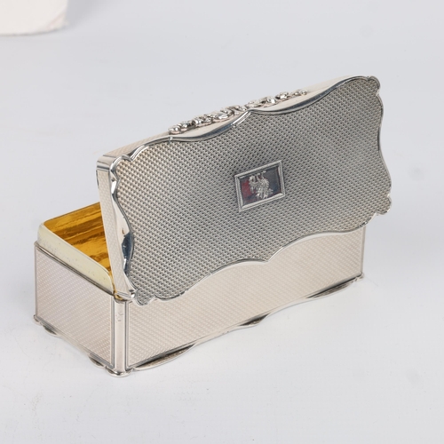 1630 - A Fine early Victorian silver table snuff box, Edward Edwards, London 1844, shaped rectangular form ... 