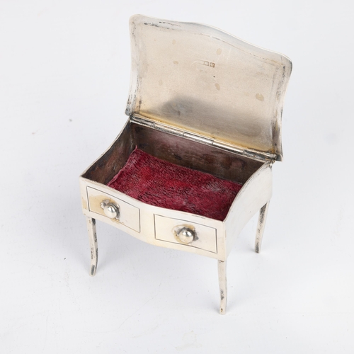 1643 - A George V novelty silver 'Dressing Table' jewel/ring box, Joseph & Richard Griffin, Chester 1920, 6... 