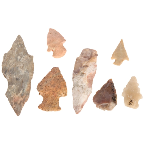 242 - Small collection of flint arrowheads