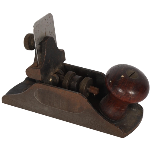 253 - A rare Stanley no. 212 scraper plane, sole length 14cm