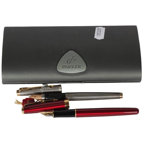 266 - A sterling silver cased Parker fountain pen, and a Parker Sonnet Fountain pen (2)