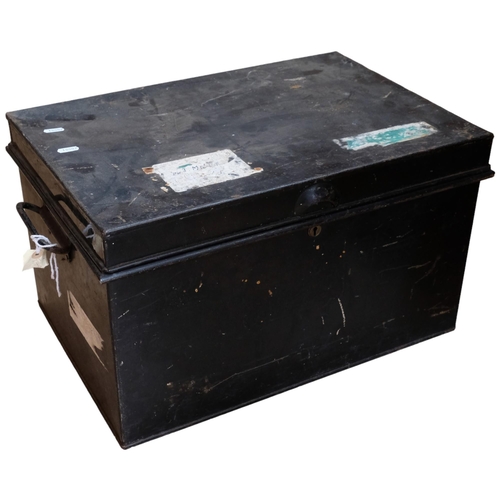 1010 - A 2-handled tin trunk, L52cm