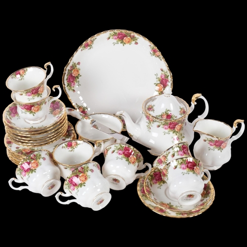 827 - Royal Albert Old Country Roses, an 8-piece tea service, including teapot, cups, saucers and side pla... 