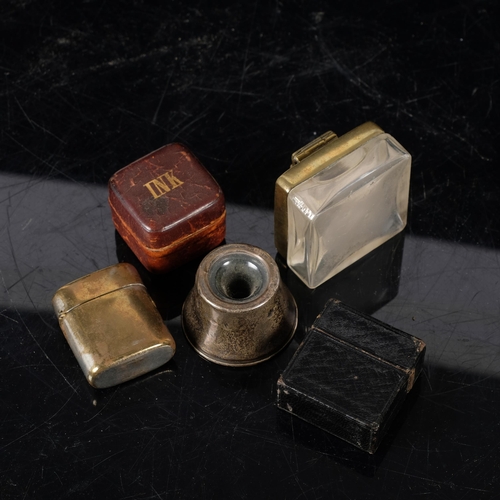 862 - A group of 4 travelling inkwells, and a small silver-cased inkwell (5)