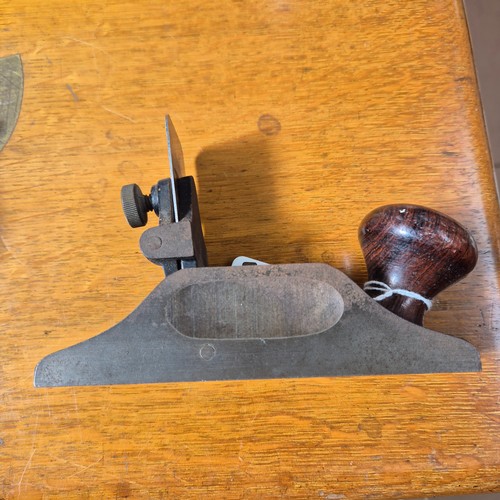 253 - A rare Stanley no. 212 scraper plane, sole length 14cm