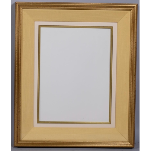 761 - 2 gilt frames