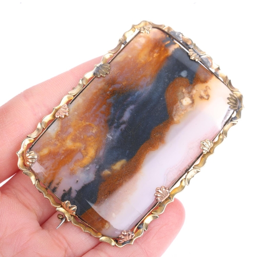 1269 - A large Victorian agate panel brooch, in unmarked yellow metal frame, 66.4 x 44.5mm, 20.4g