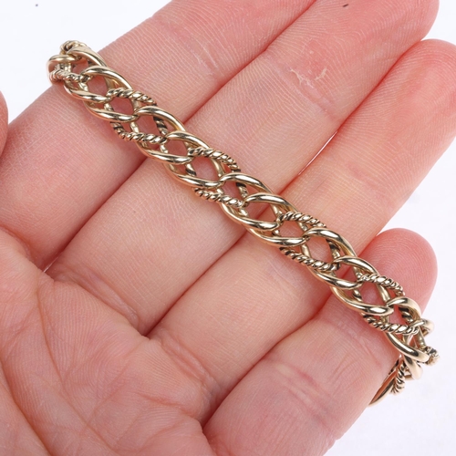 1270 - A 9ct gold curb link chain bracelet, 22cm, 18.5g