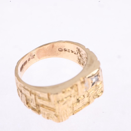 1302 - A 1980s 9ct gold diamond signet ring, London 1982, textured bark settings with modern round brillian... 