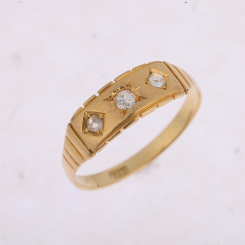 1389 - An early 20th century 18ct gold three stone diamond half hoop ring, set with round brilliant and ros... 