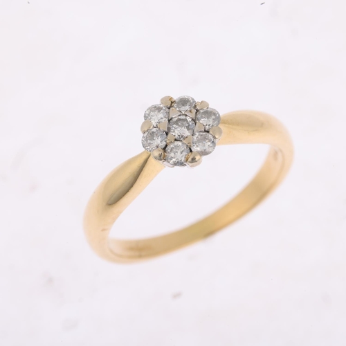 1449 - An 18ct gold diamond flowerhead cluster ring, set with modern round brilliant-cut diamonds, total di... 