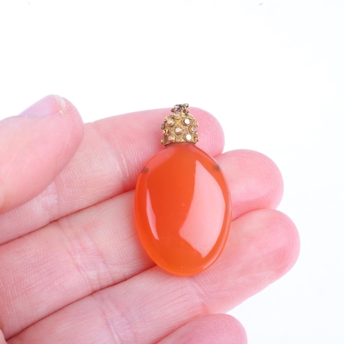 1472 - An 18th century miniature carnelian chatelaine scent flask, with unmarked gold cap, 33.4mm, 6g