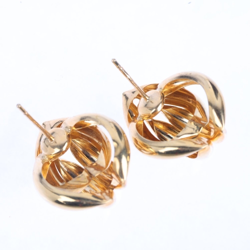 1497 - A pair of 9ct gold abstract earrings, with stud fittings, 22.3mm, 2.9g