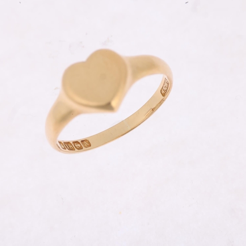 1512 - An early 20th century 18ct gold heart signet ring, maker HG&S, Birmingham 1925, setting height 8.8mm... 