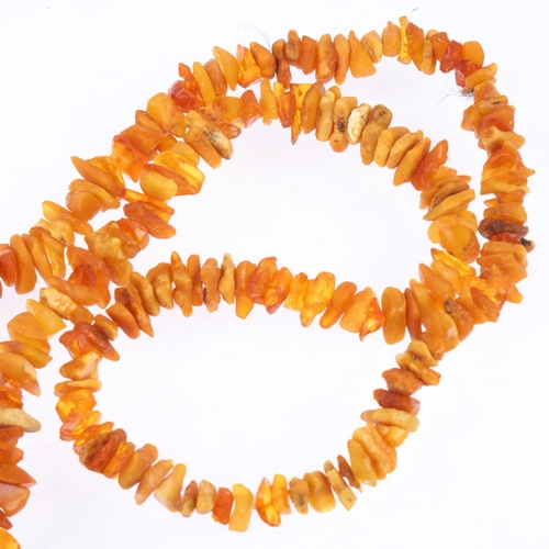 1530 - A single-strand Russian rough amber bead necklace, 66cm, 37.2g