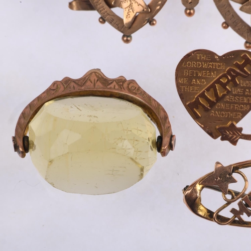 1552 - Various 9ct gold jewellery, including Mizpah heart brooches, spinner fob, etc, largest brooch 40.2mm... 