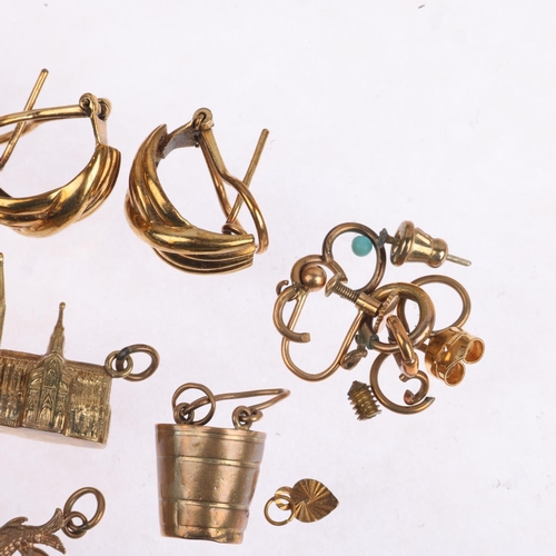 1553 - Various jewellery, including 9ct gold, 12.6g weighable, 2 enamel locket pendants, etc