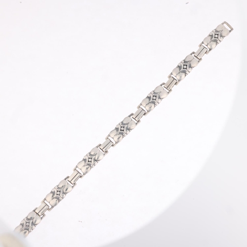 1666 - EILER & MARLOE - an Art Nouveau Danish silver floral panel bracelet, model no. 107, 19cm, 28g