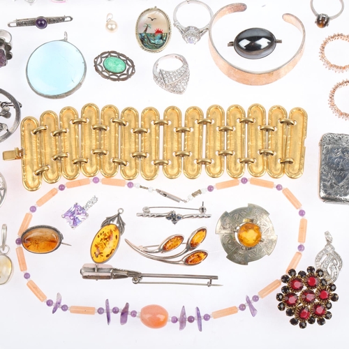 1675 - Various jewellery, including silver Vesta case, silver bangle etc