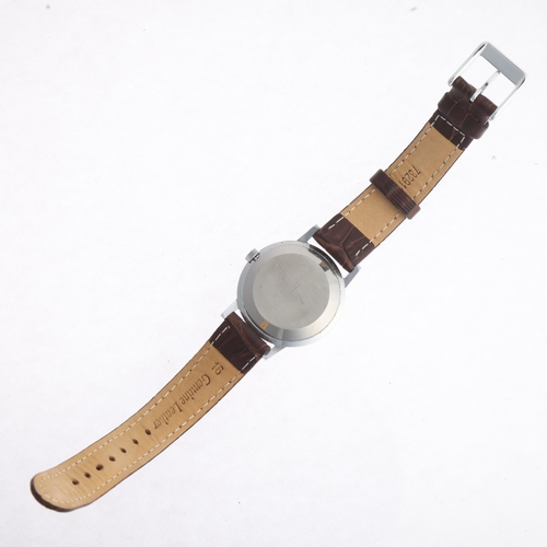 1049 - GIRARD-PERREGAUX - a stainless steel mechanical wristwatch, circa 1970s, silvered dial with applied ... 