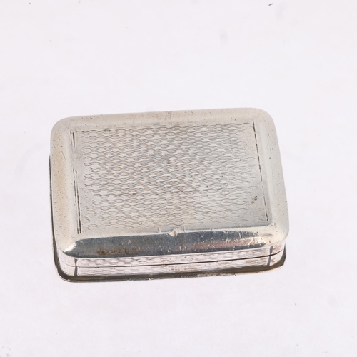 1797 - A George III silver vinaigrette, John Shaw, Birmingham 1820, rectangular form, with engine turned de... 