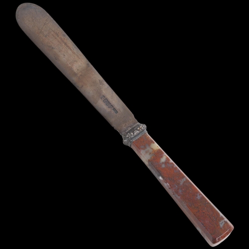 1917 - A William IV silver agate-handled knife, maker JMK, Edinburgh 1836, 20cm