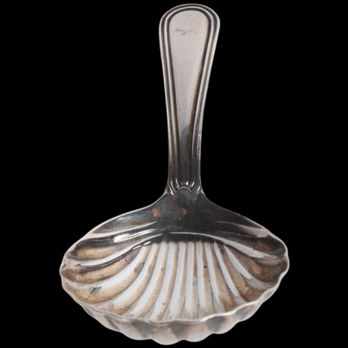 1925 - A George III silver Thread pattern tea caddy spoon, George Smith & William Fearn, London 1795, with ... 