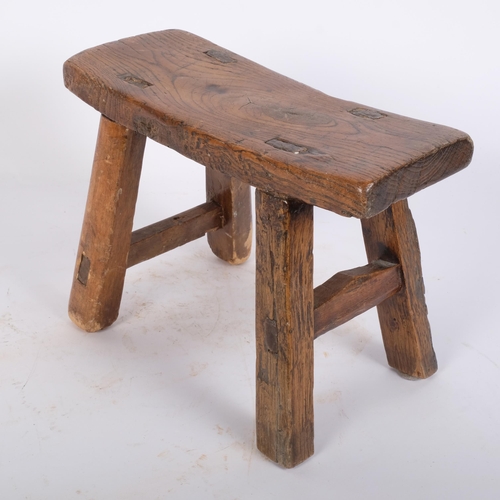 46 - A small 19th century elm stool, 26.5cm x 19cm