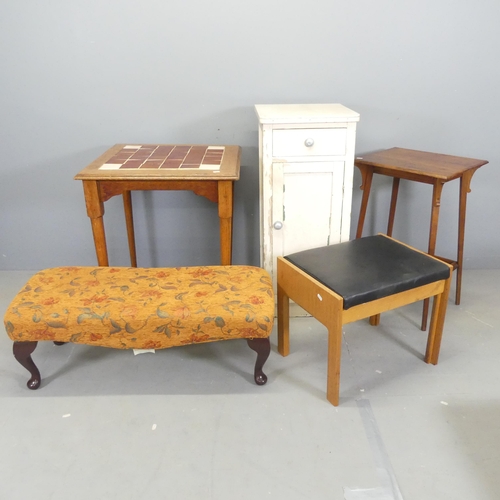 2658 - A painted pine pot cupboard, 40x92x42cm, a mahogany and upholstered fender stool, a tile-top table, ... 