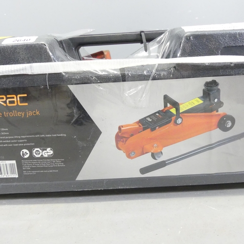 2640 - An RAC 2-tonne trolley jack, new in box, a pair of axel jacks and two painted metal car ramps.